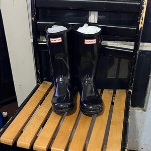 Hunter Glossy Black Boots